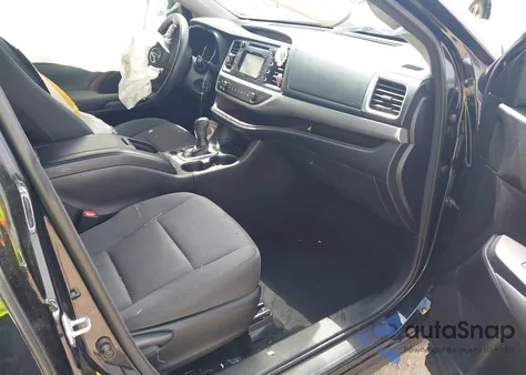 2018 Toyota Highlander Le from USA, damaged, VIN 5TDBZRFH7JS889068